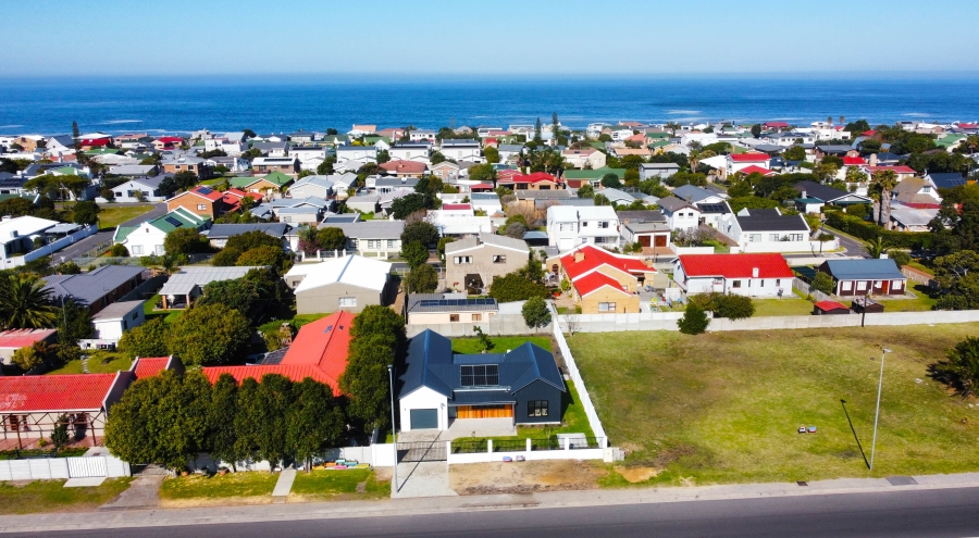 3 Bedroom Property for Sale in Kleinmond Western Cape